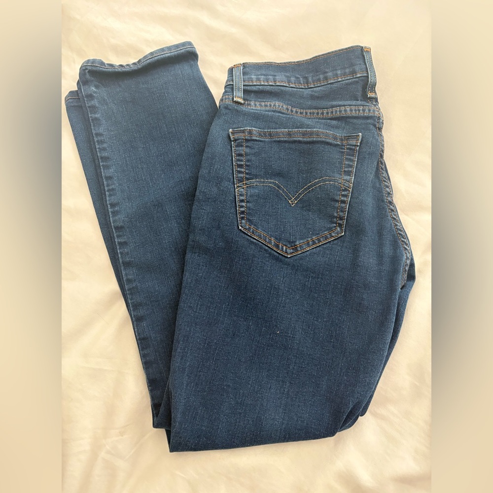 Men’s 511 dark wash Levi’s jeans
